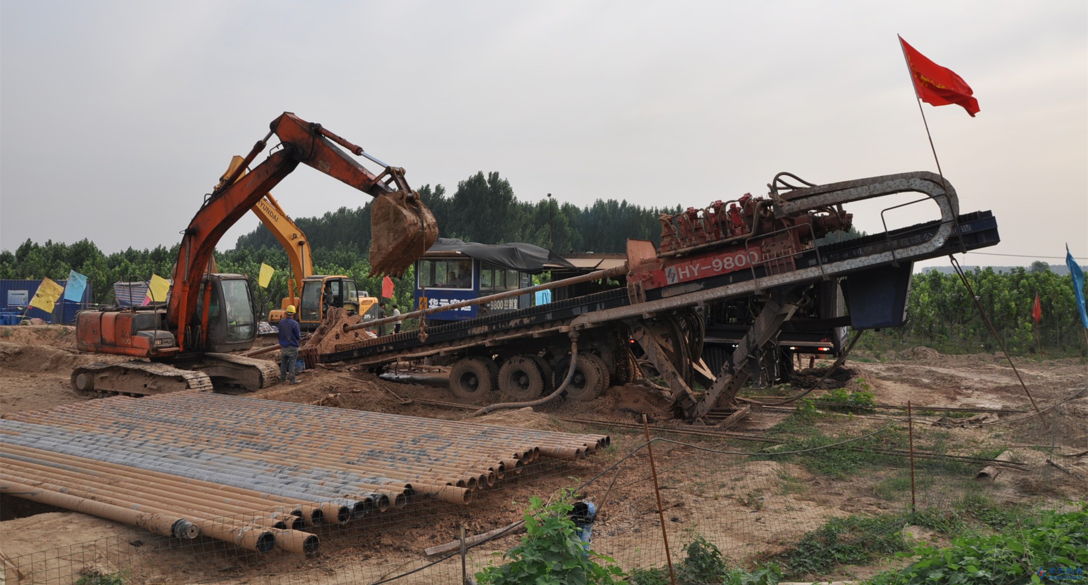 2014年6月10日，华元公司成功八穿黄河，顺利完成郑州黄河穿越工程